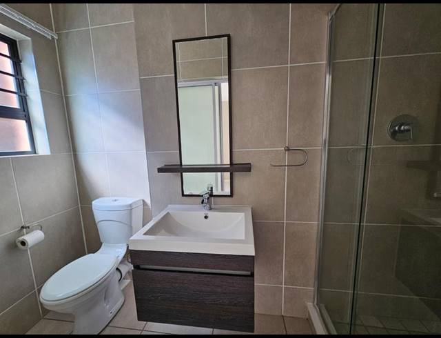 3 BEDROOM PROPERTY TO RENT IN OLIVEDALE